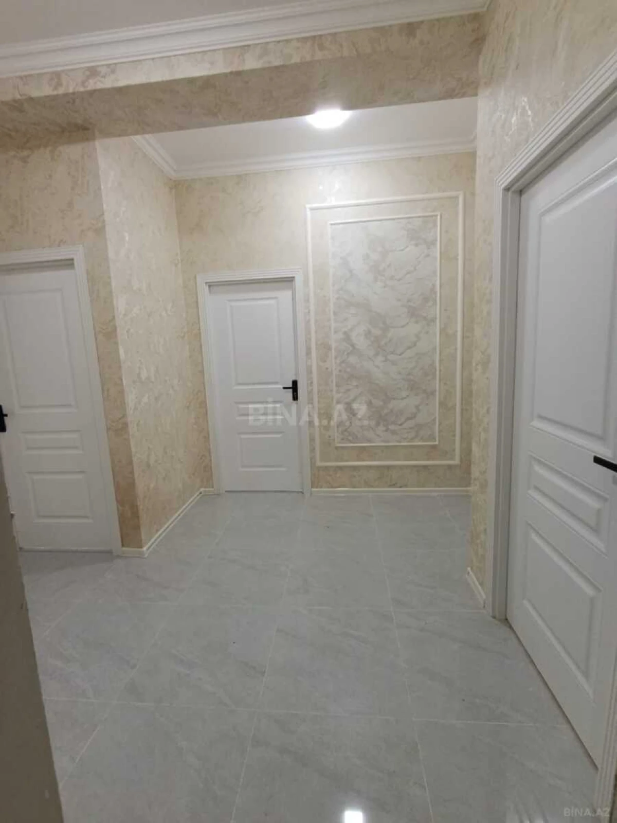 Satılır 3 otaqlı mənzil 76 m²