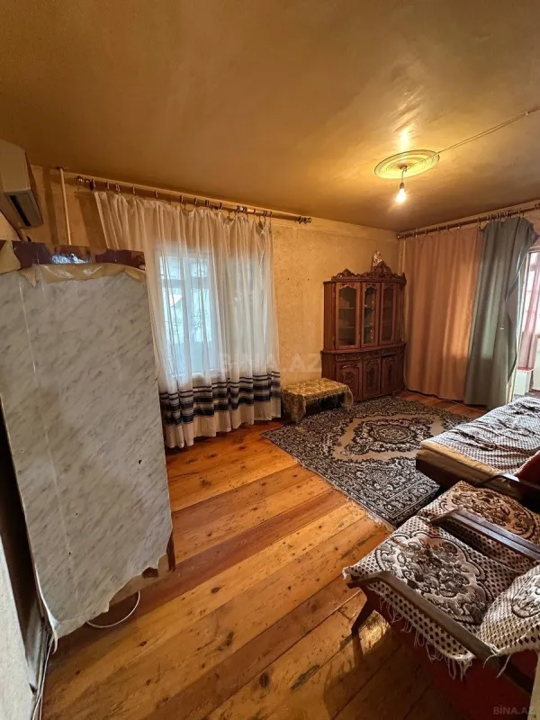 Kirayə verilir 2 otaqlı mənzil 45 m²