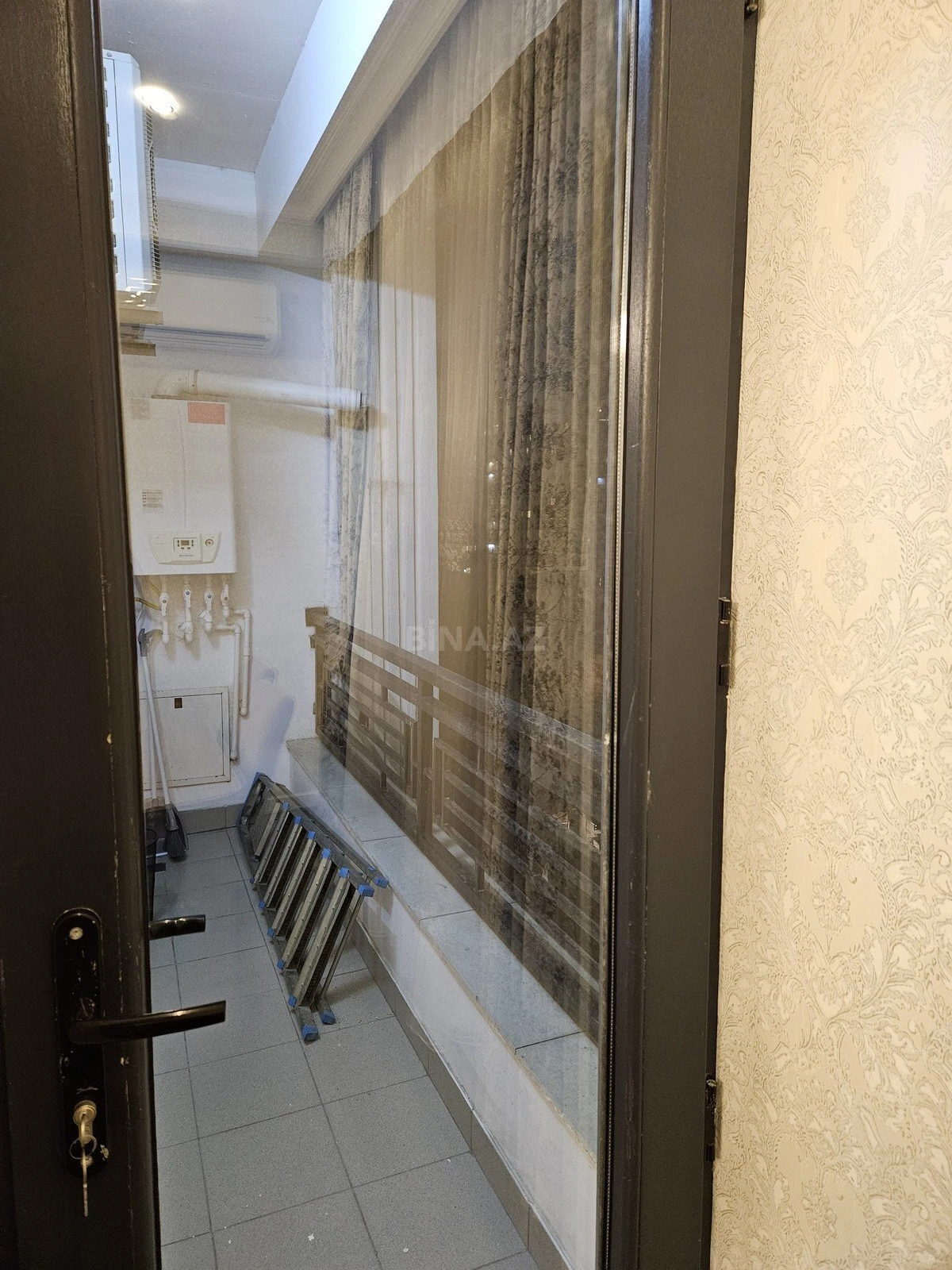 Kirayə verilir 2 otaqlı mənzil 86 m²