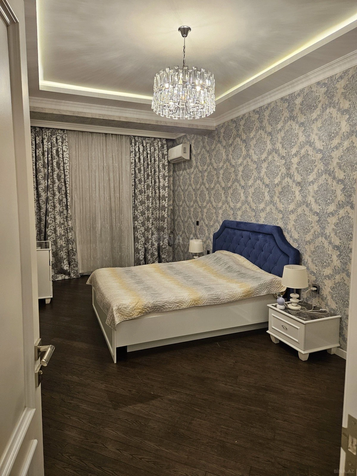 Kirayə verilir 2 otaqlı mənzil 86 m²