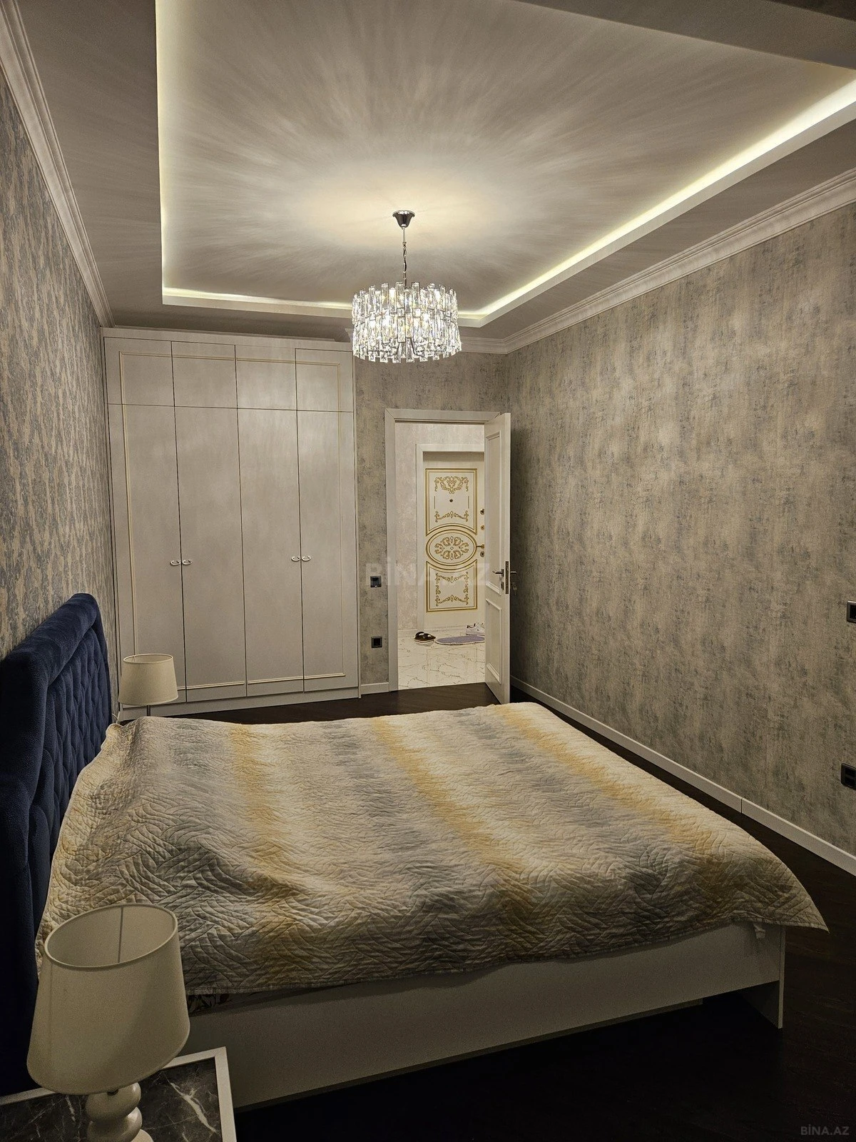 Kirayə verilir 2 otaqlı mənzil 86 m²