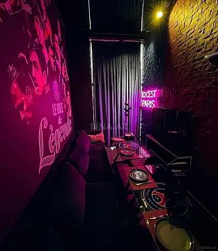 Satılır obyekt 250 m²