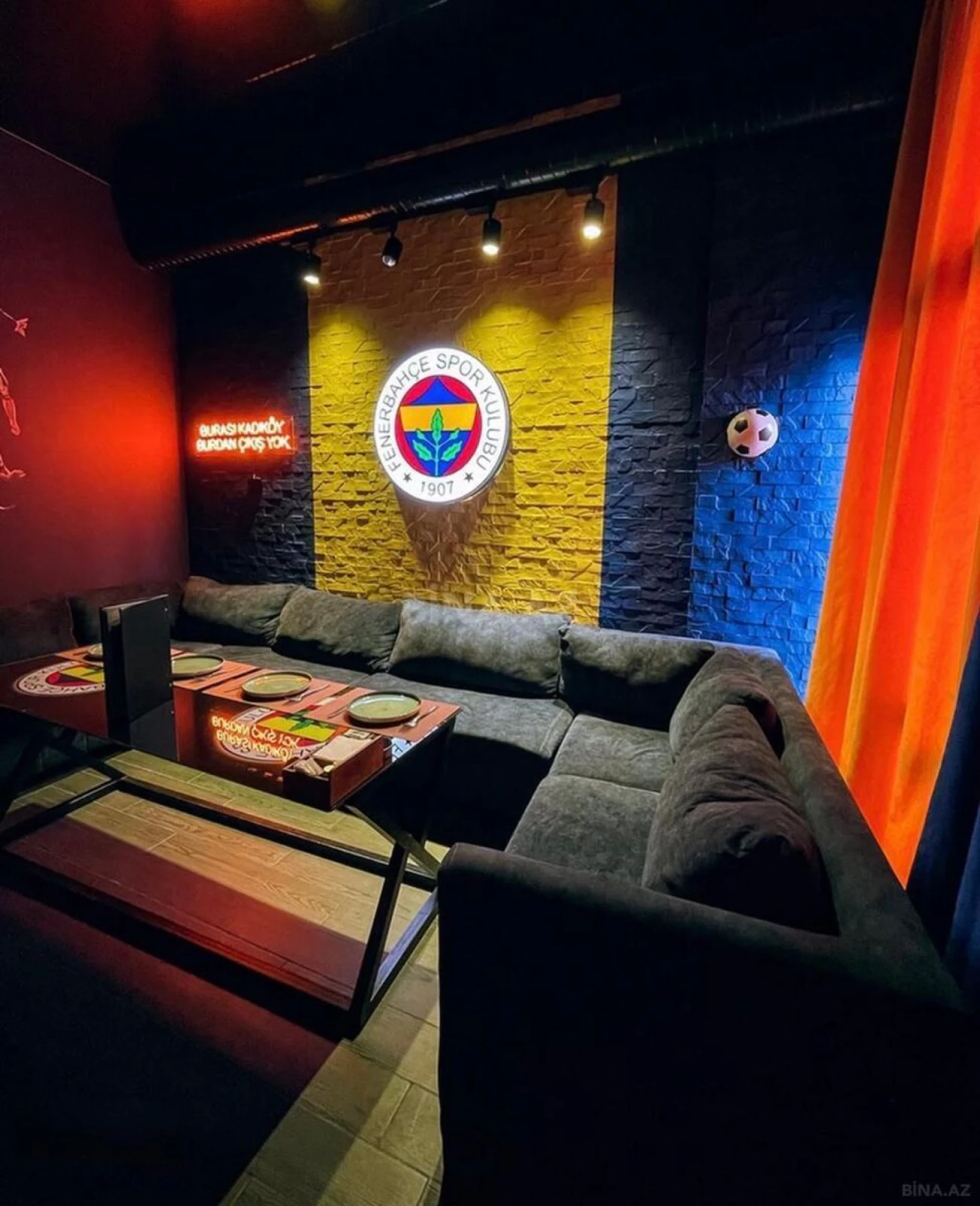 Satılır obyekt 250 m²