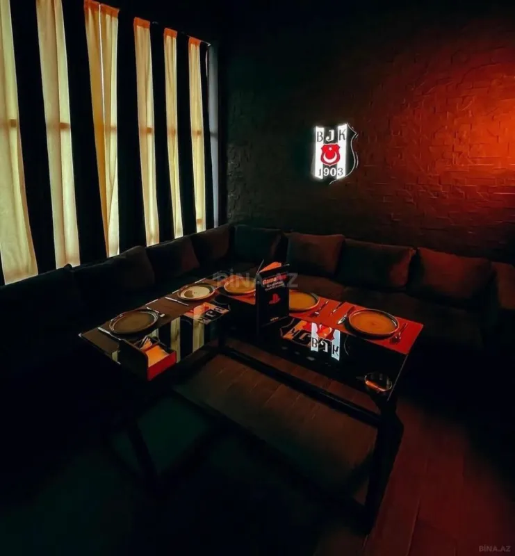 Satılır obyekt 250 m²