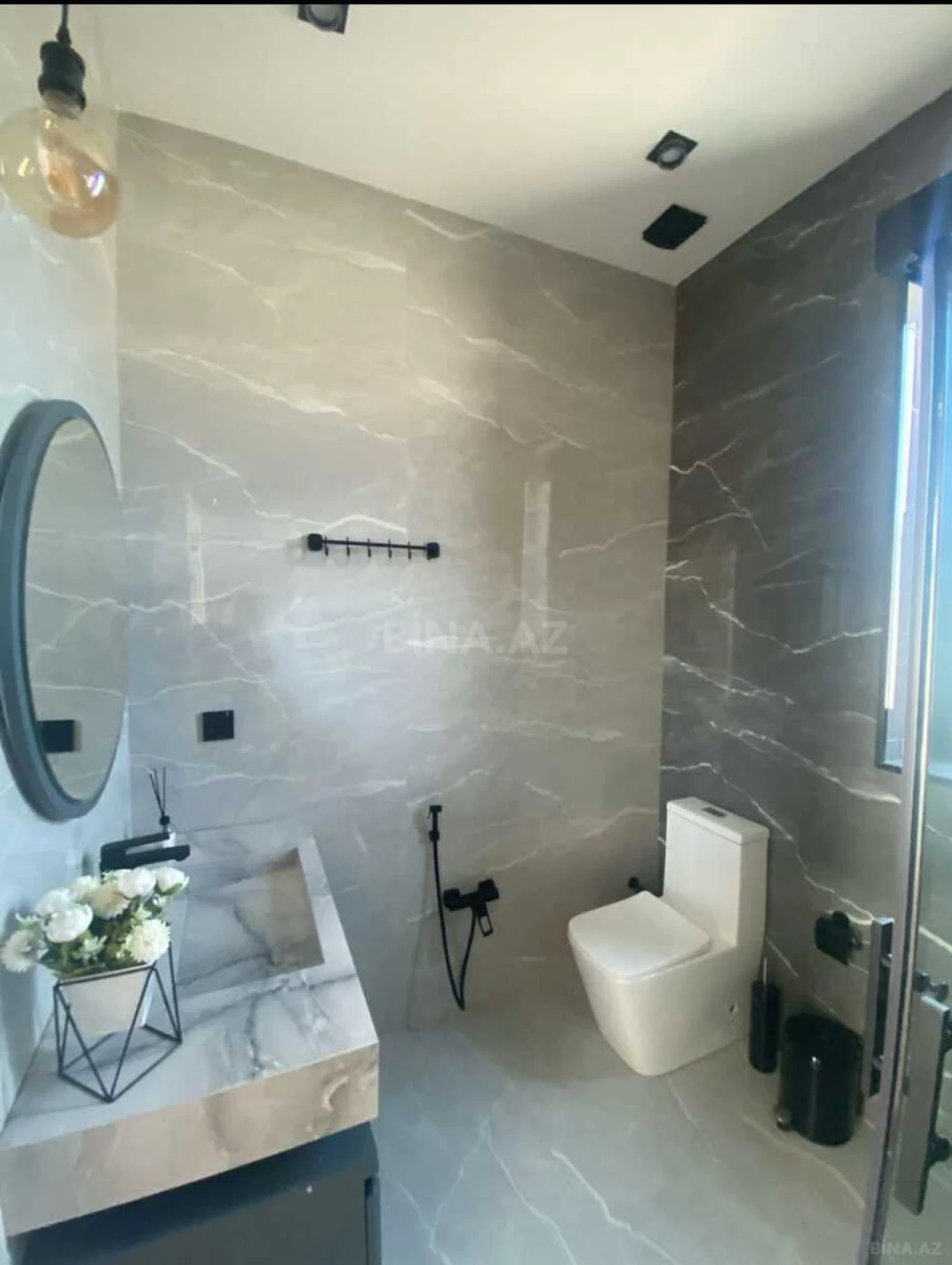 Satılır 4 otaqlı həyət evi 170 m²