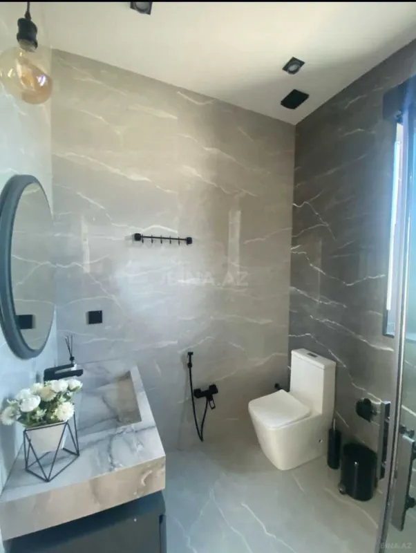 Satılır 4 otaqlı həyət evi 170 m²