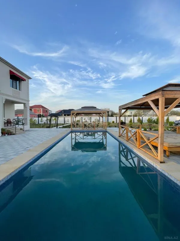 Kirayə verilir 5 otaqlı həyət evi 250 m²