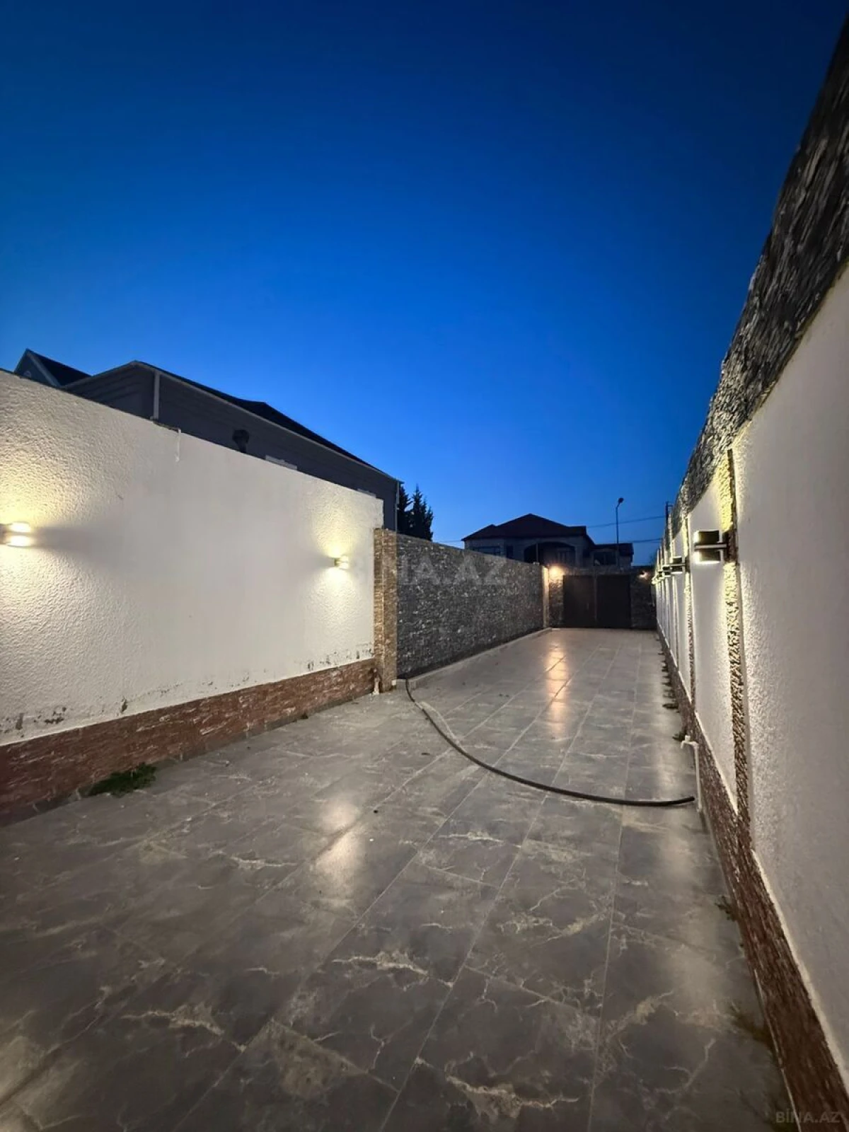 Kirayə verilir 5 otaqlı həyət evi 150 m²