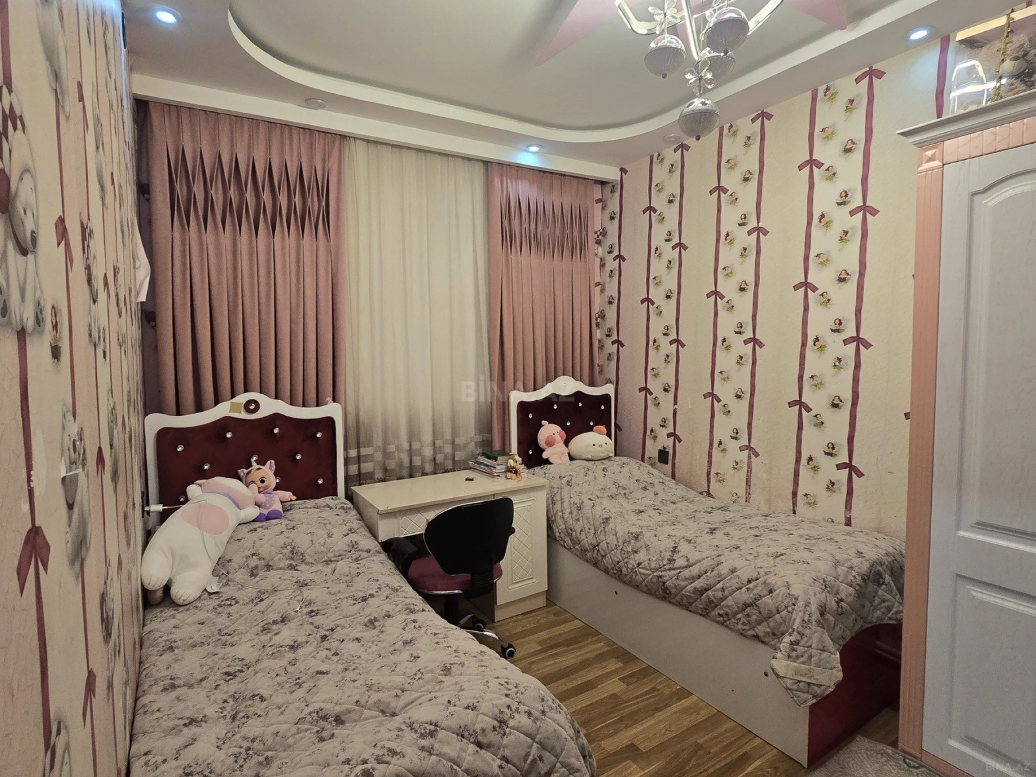 Satılır 4 otaqlı mənzil 90 m²