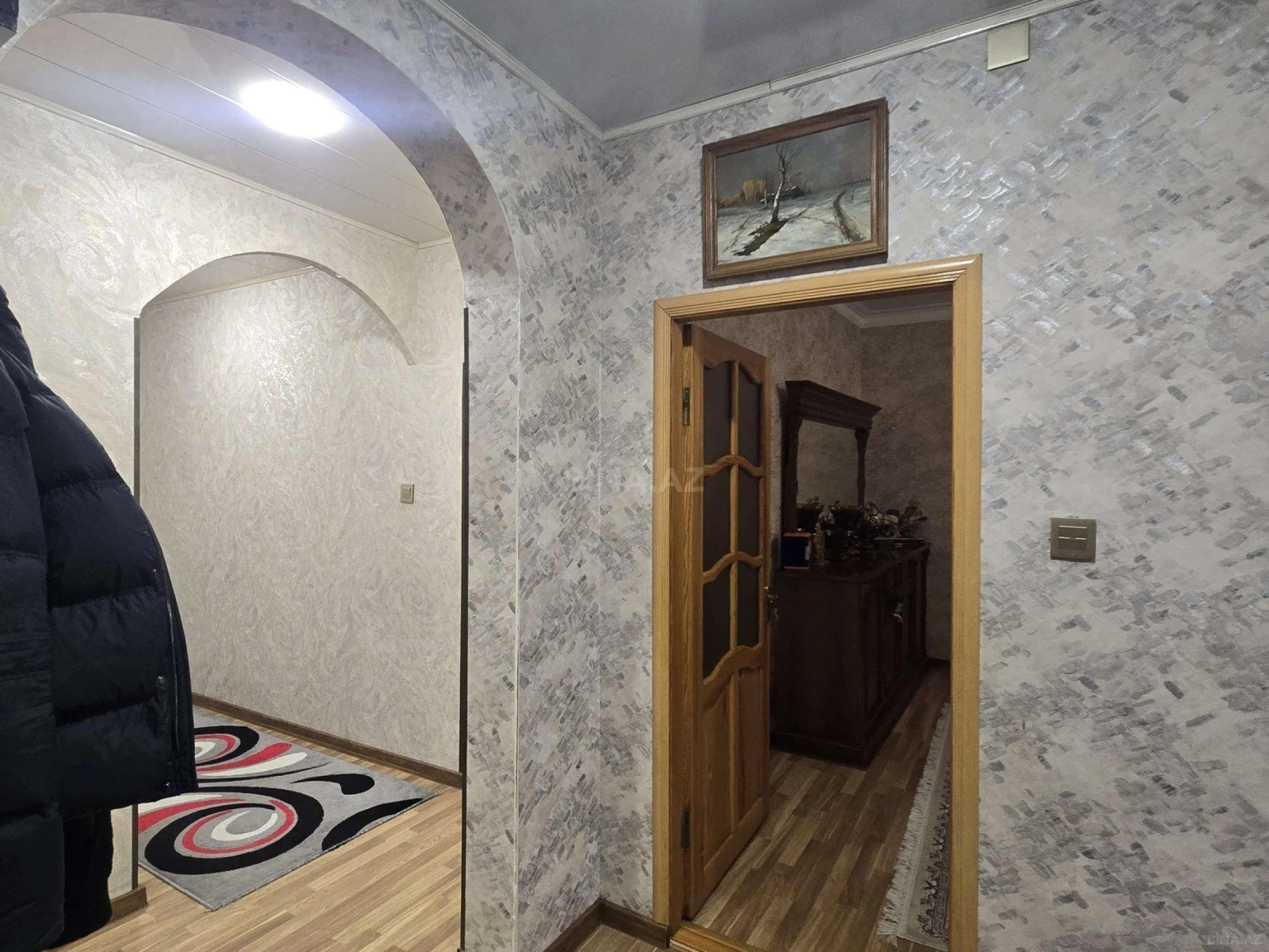 Satılır 4 otaqlı mənzil 90 m²
