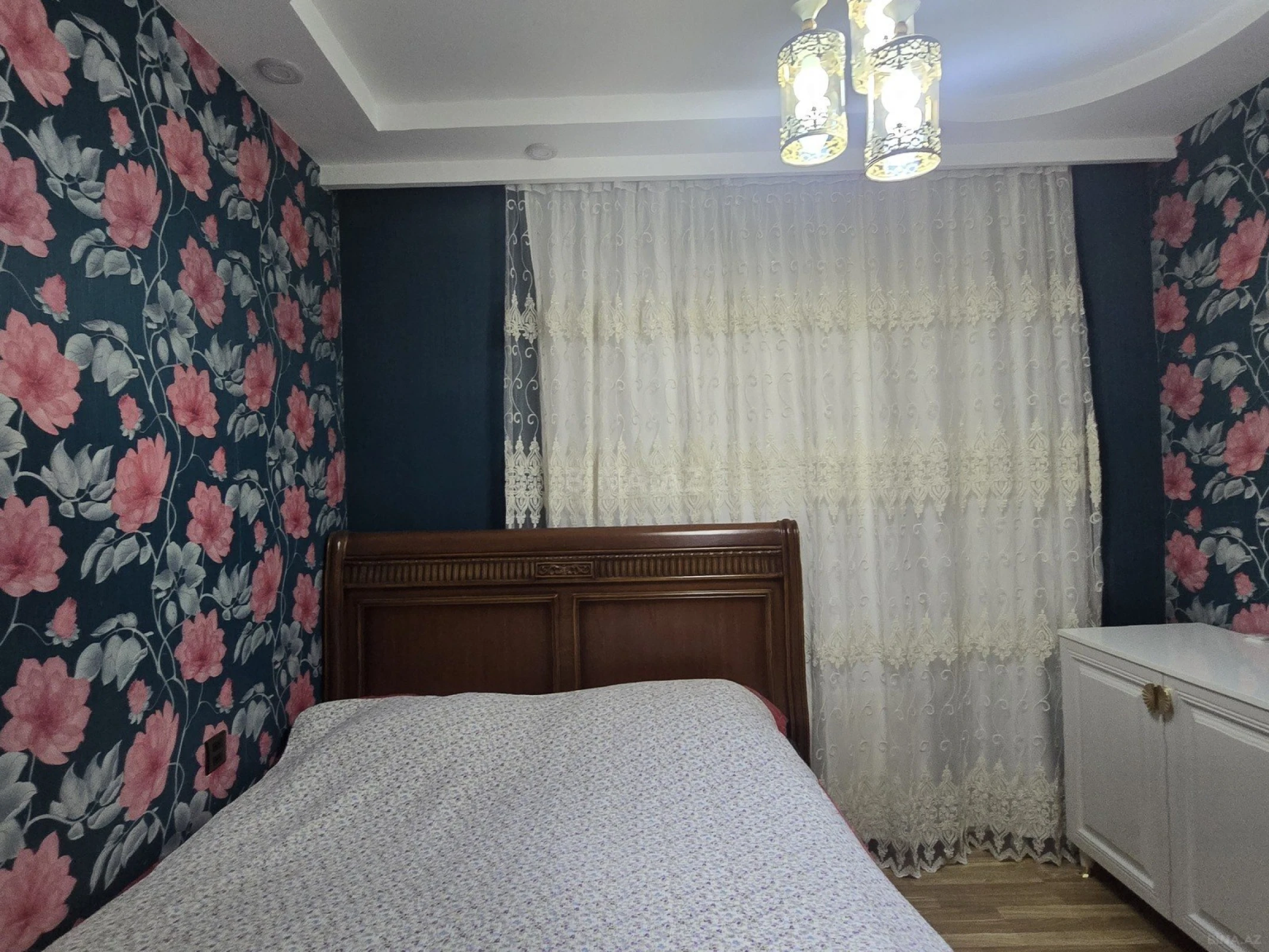Satılır 4 otaqlı mənzil 90 m²