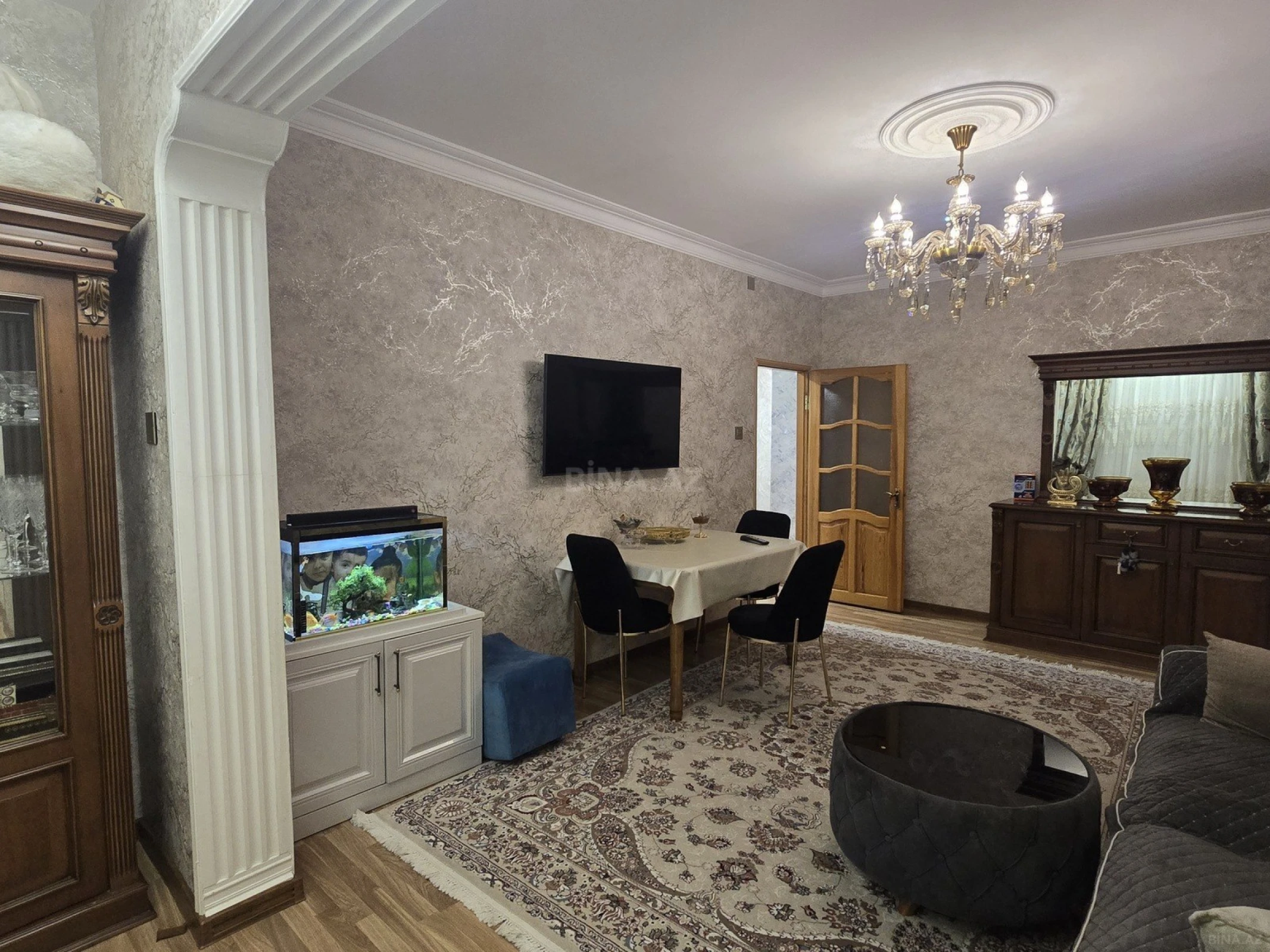 Satılır 4 otaqlı mənzil 90 m²