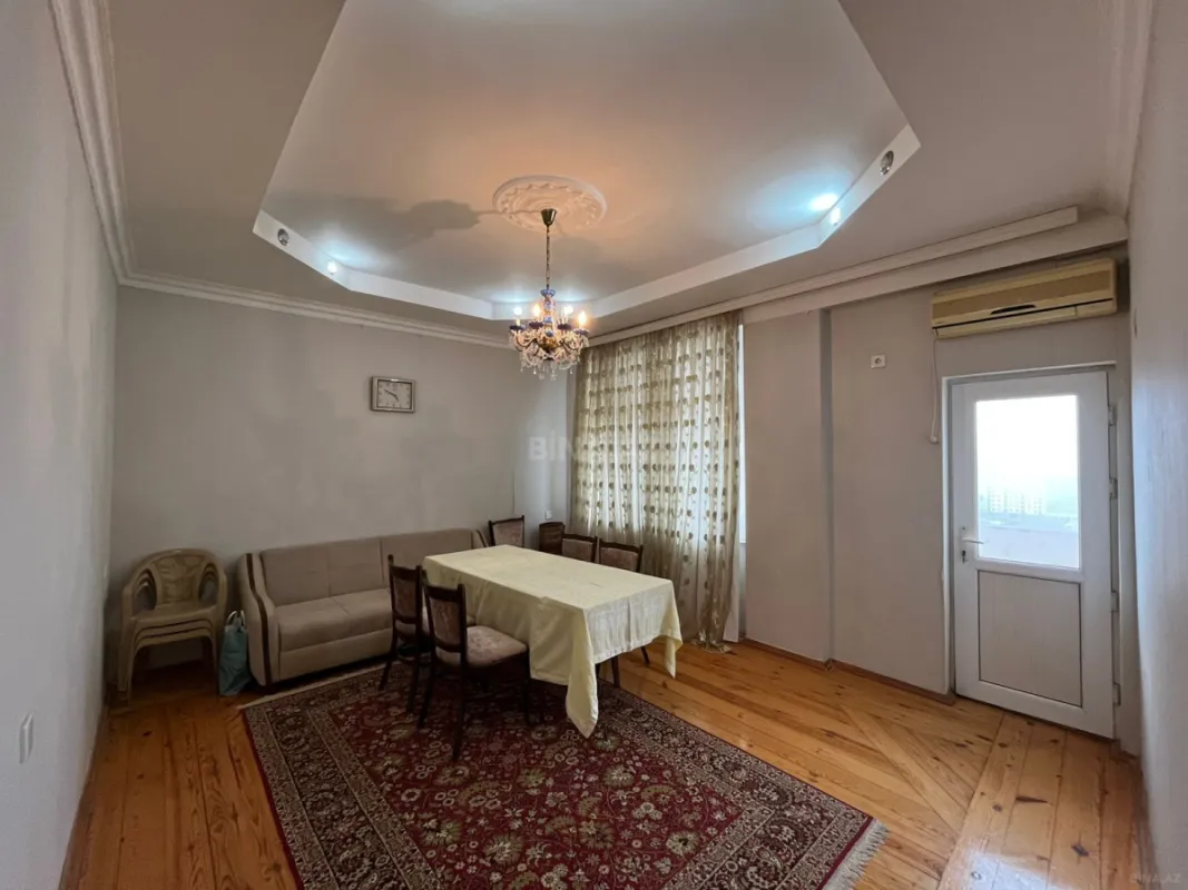 Satılır 2 otaqlı mənzil 56 m²