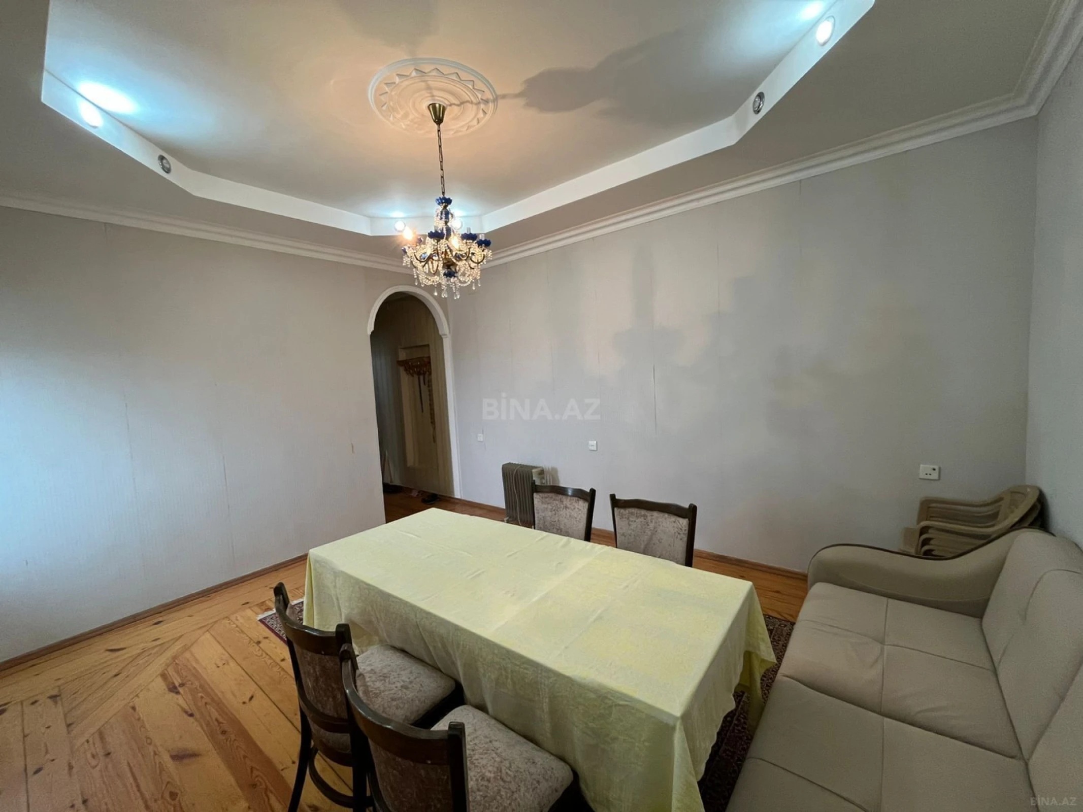 Satılır 2 otaqlı mənzil 56 m²