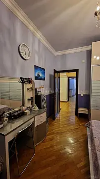 Satılır 3 otaqlı mənzil 125 m²