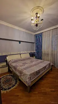 Satılır 3 otaqlı mənzil 125 m²