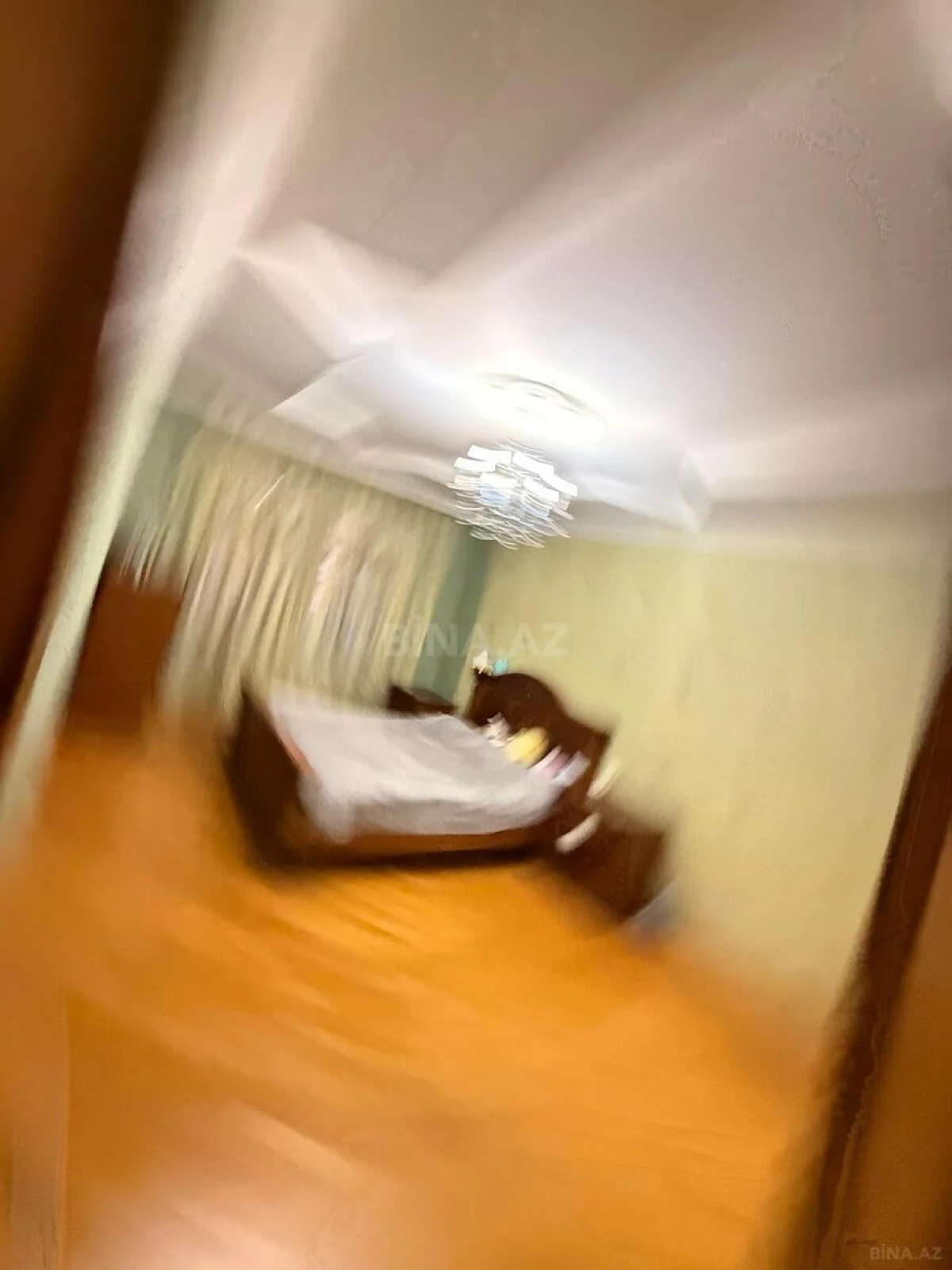 Satılır 3 otaqlı mənzil 82.9 m²