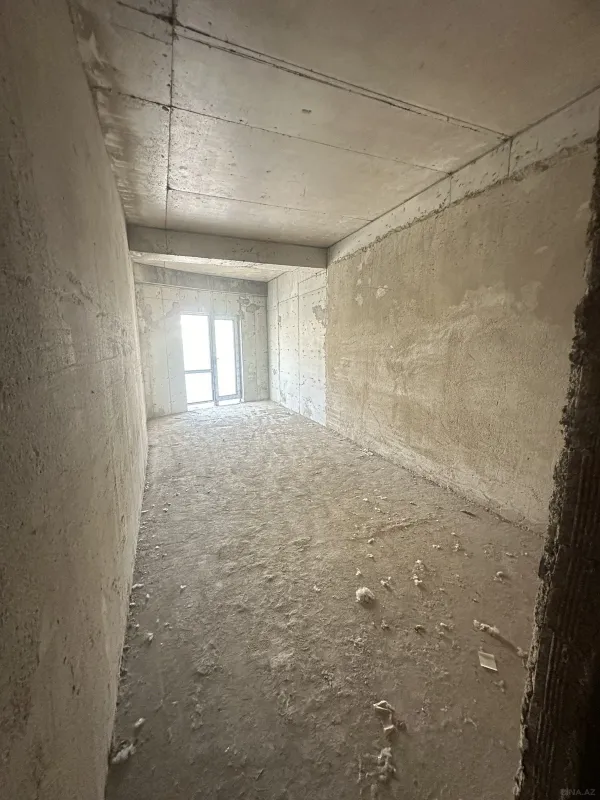 Satılır 2 otaqlı mənzil 111 m²