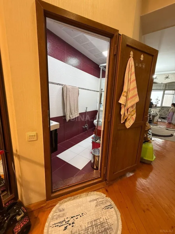 Satılır 2 otaqlı mənzil 70 m²
