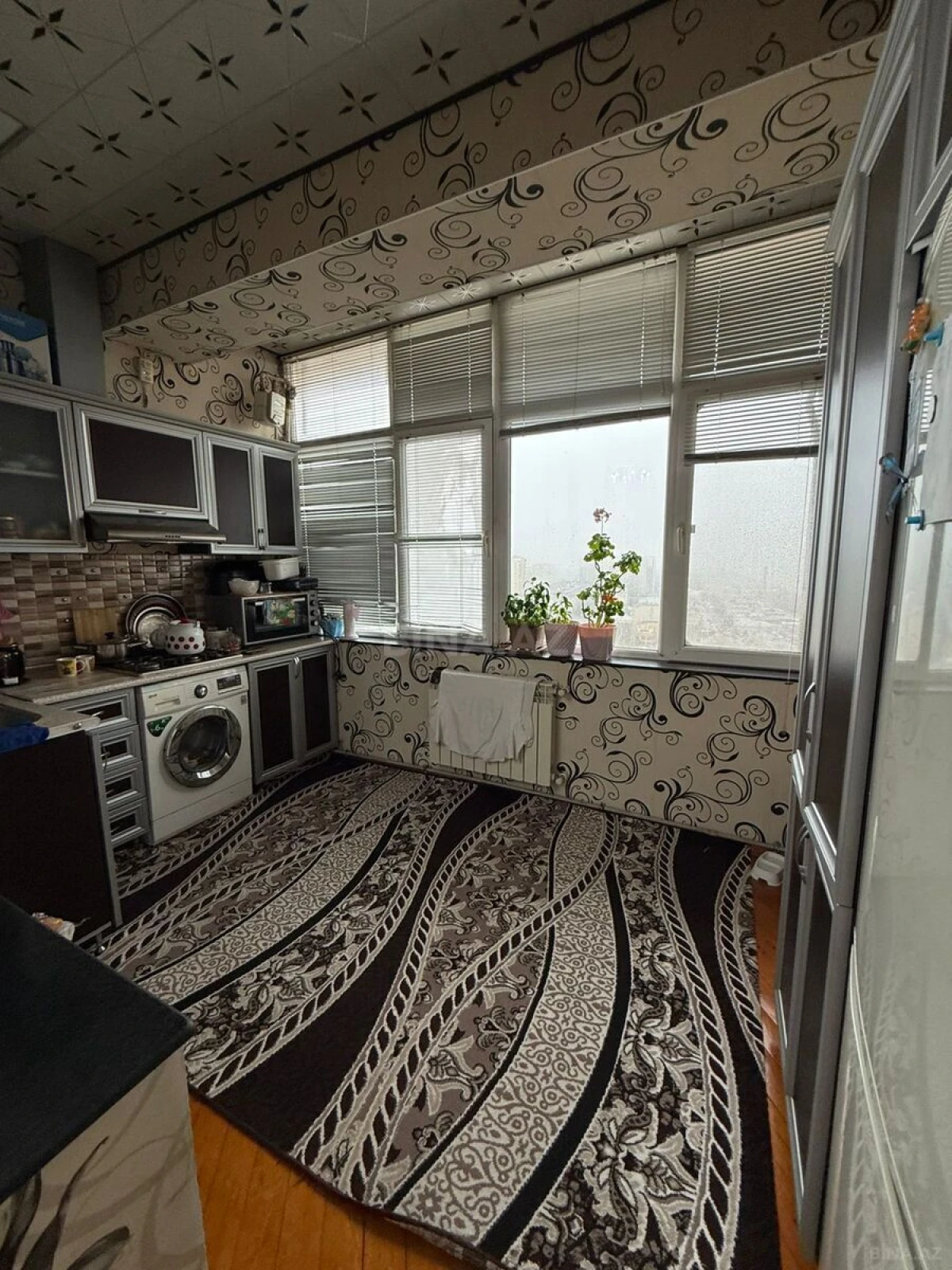Satılır 2 otaqlı mənzil 70 m²