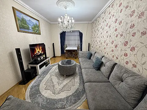 Satılır 3 otaqlı mənzil 95 m²