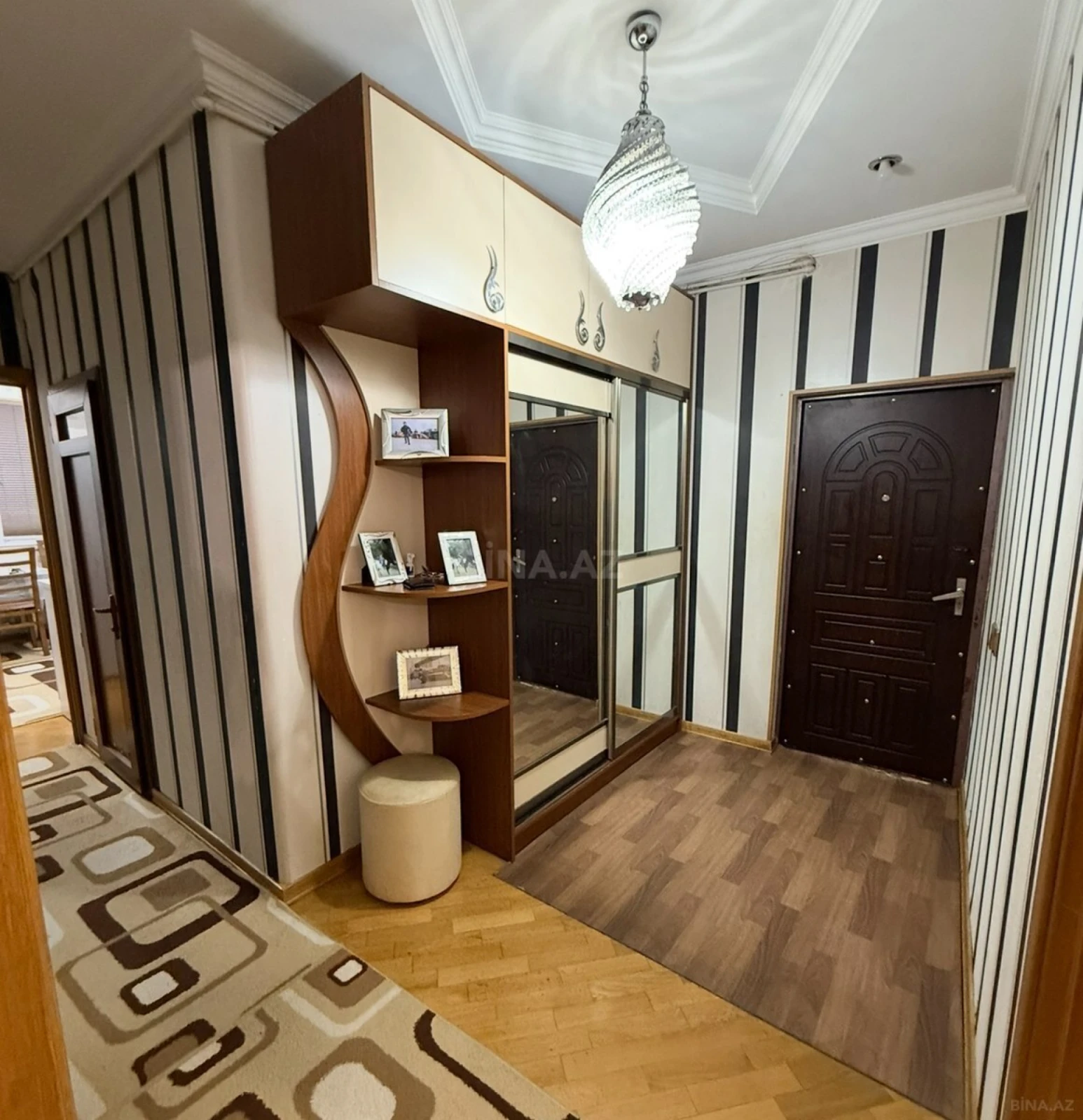Satılır 3 otaqlı mənzil 95 m²