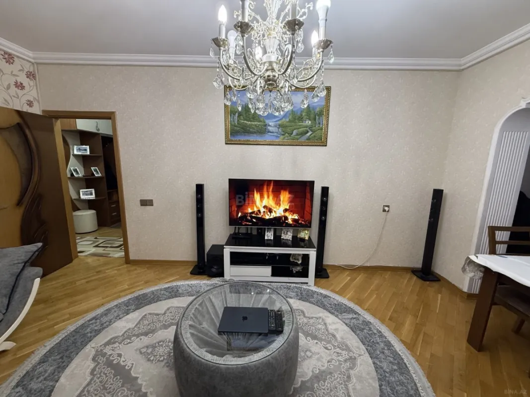 Satılır 3 otaqlı mənzil 95 m²