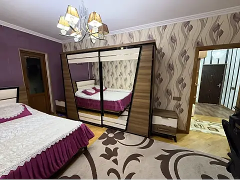 Satılır 3 otaqlı mənzil 95 m²