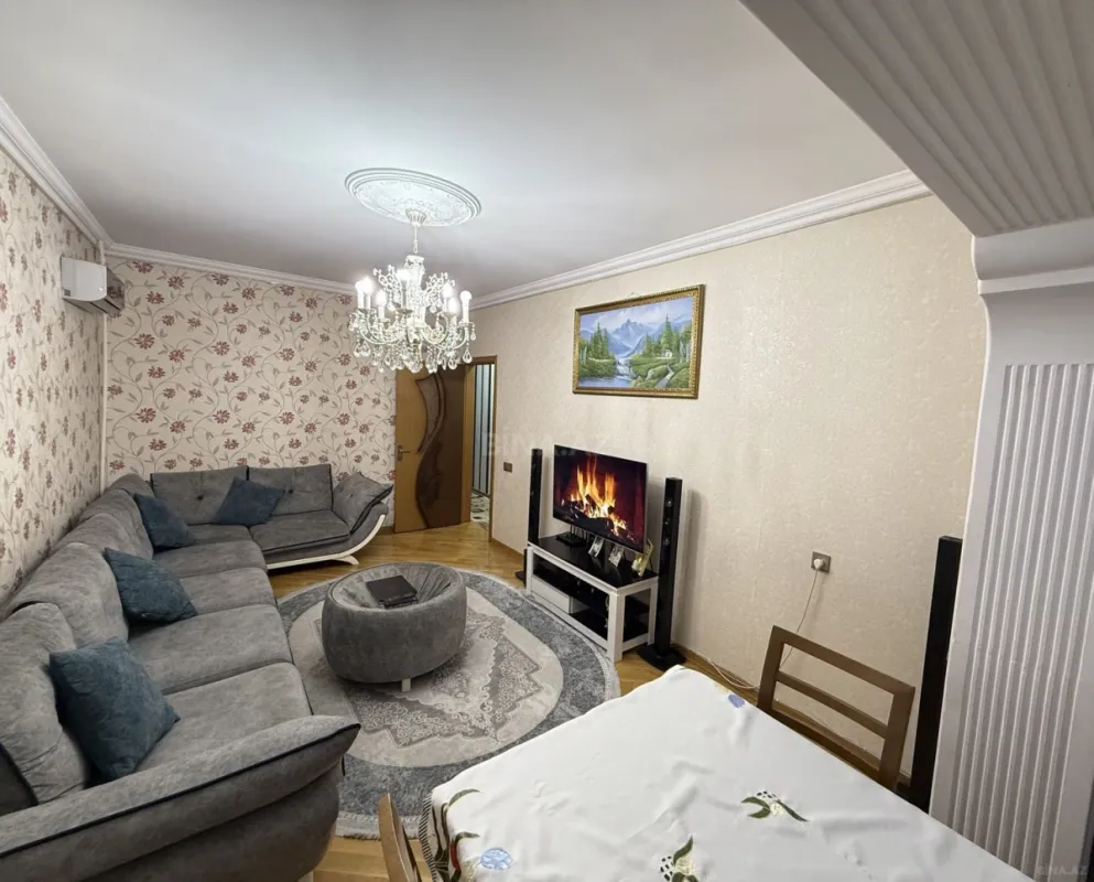 Satılır 3 otaqlı mənzil 95 m²