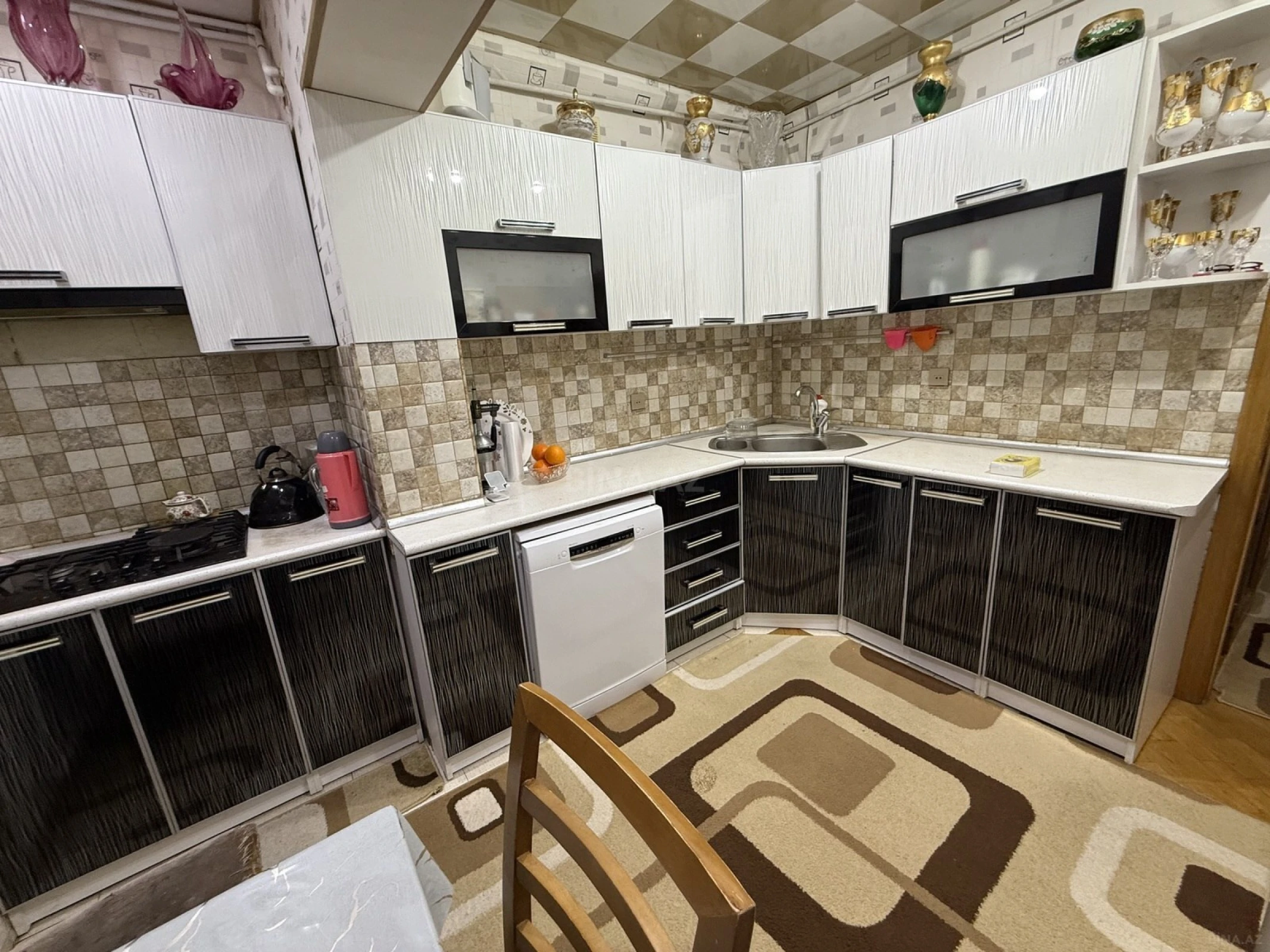 Satılır 3 otaqlı mənzil 95 m²