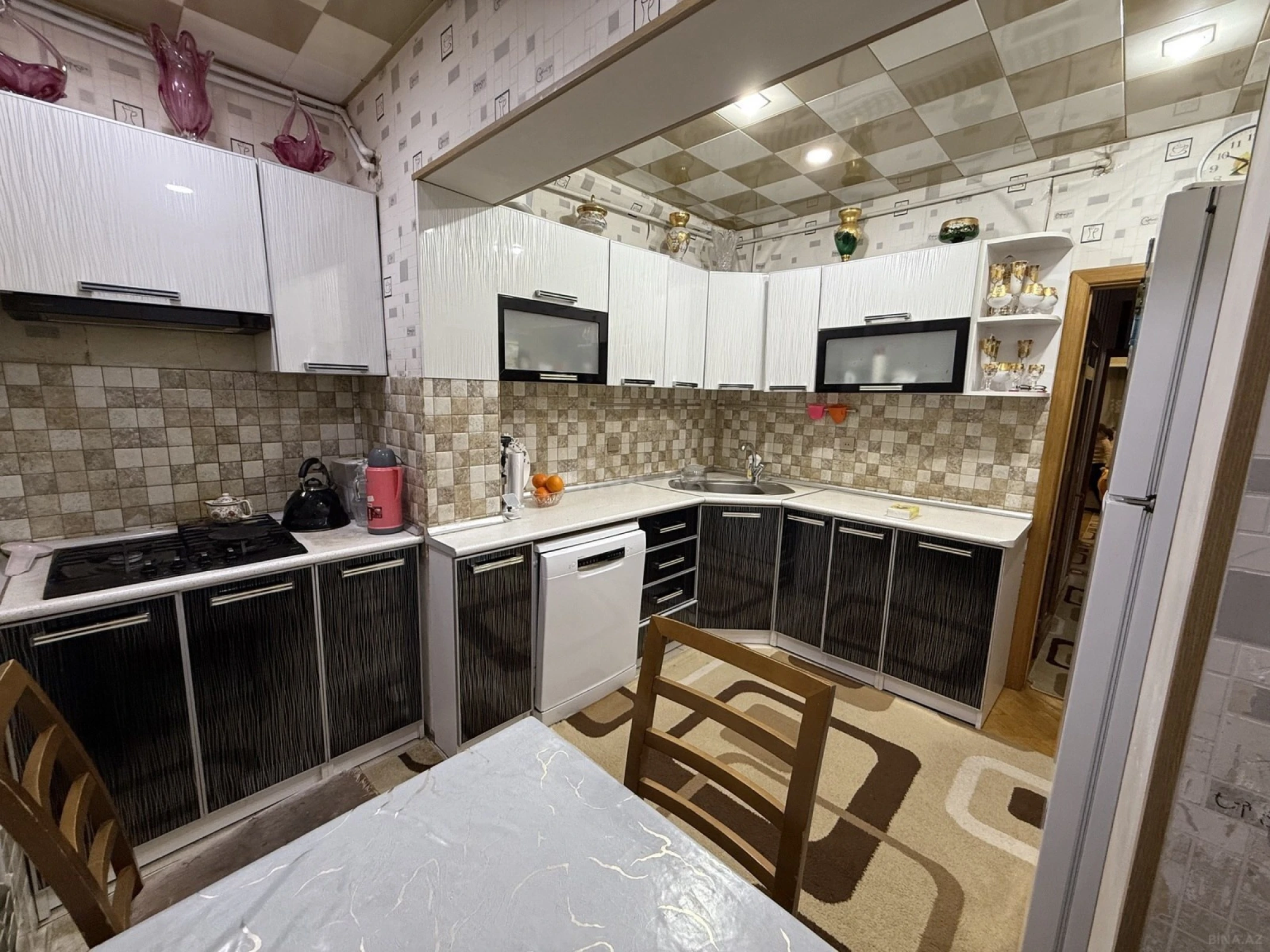 Satılır 3 otaqlı mənzil 95 m²