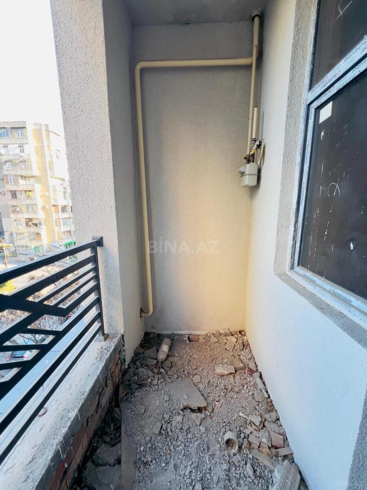 Satılır 2 otaqlı mənzil 77 m²
