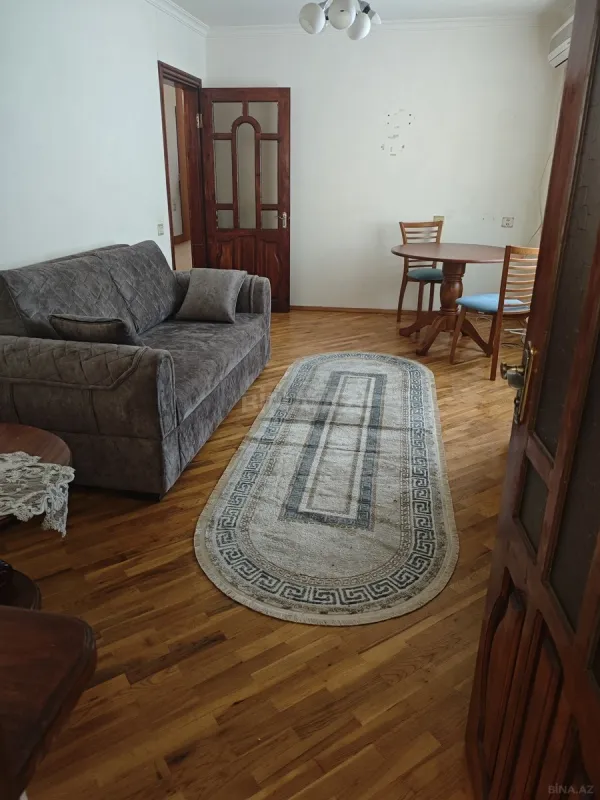 Kirayə verilir 1 otaqlı mənzil 45 m²