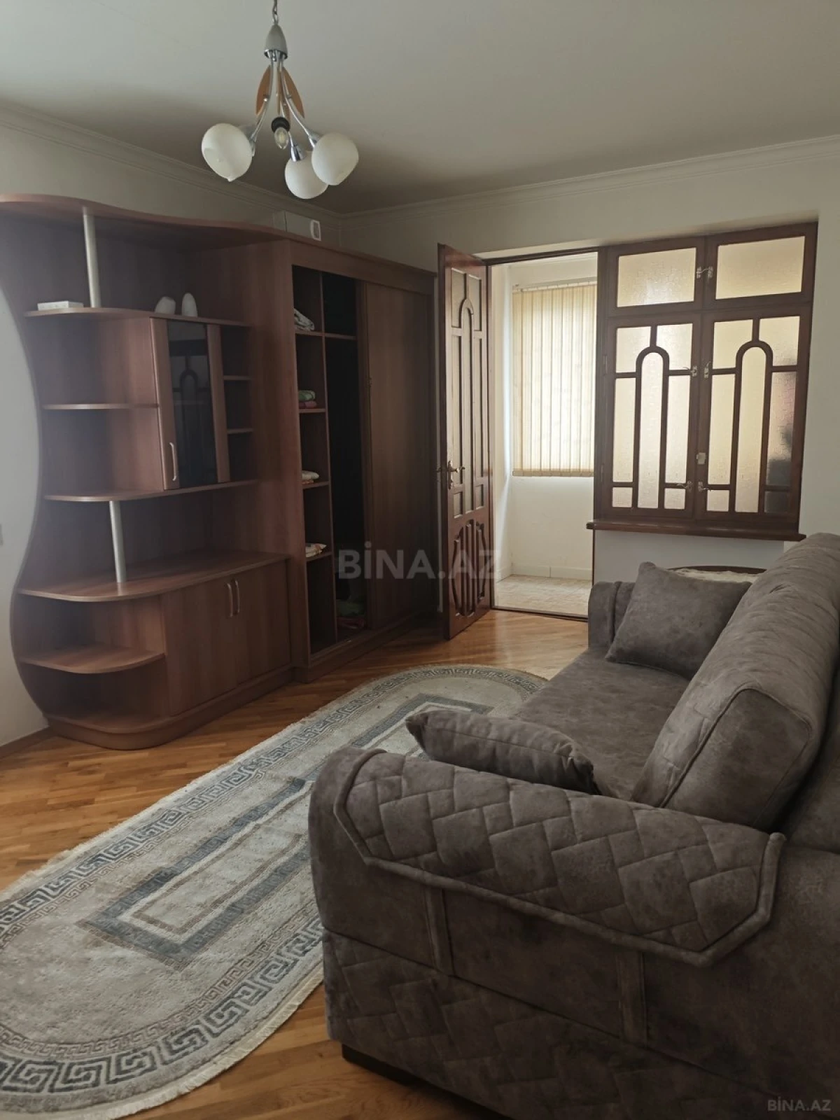 Kirayə verilir 1 otaqlı mənzil 45 m²