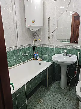 Kirayə verilir 1 otaqlı mənzil 45 m²