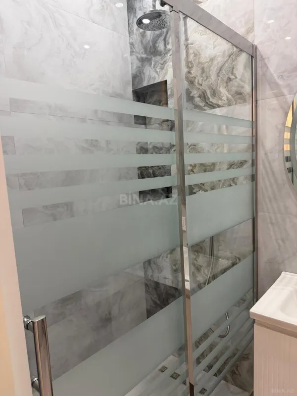 Satılır 2 otaqlı mənzil 83 m²