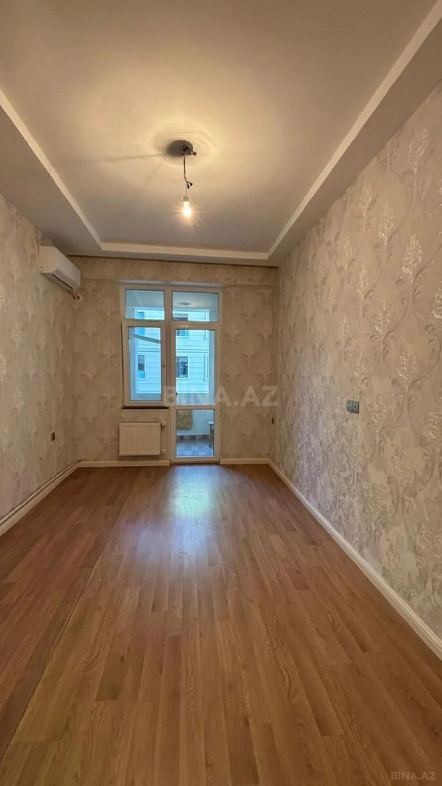 Satılır 2 otaqlı mənzil 55 m²