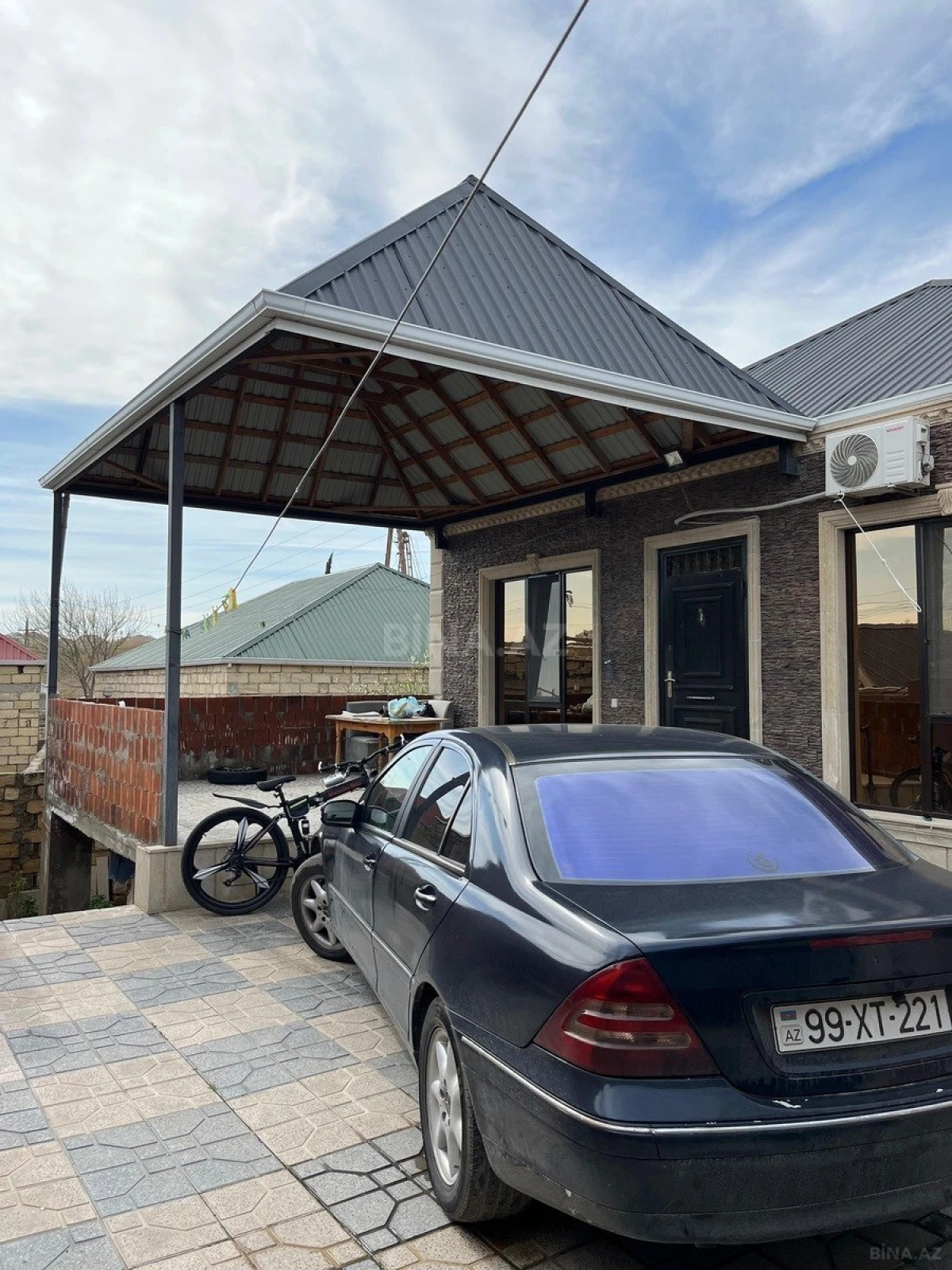 Satılır 4 otaqlı həyət evi 120 m²