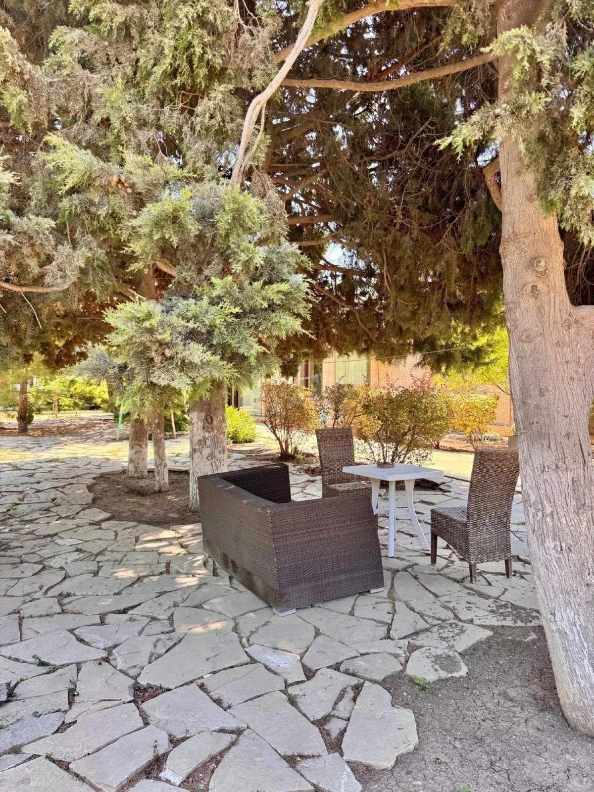 Satılır 10 otaqlı həyət evi 750 m²