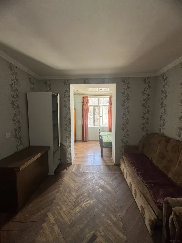 Satılır 1 otaqlı mənzil 50 m²