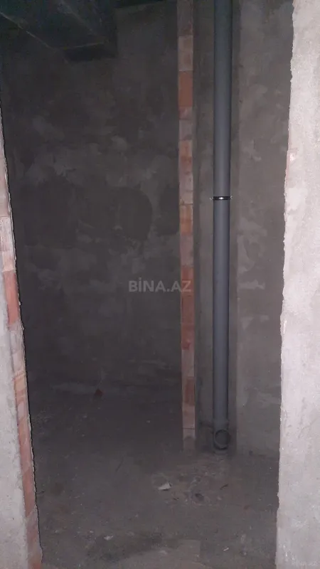 Satılır 3 otaqlı mənzil 144 m²