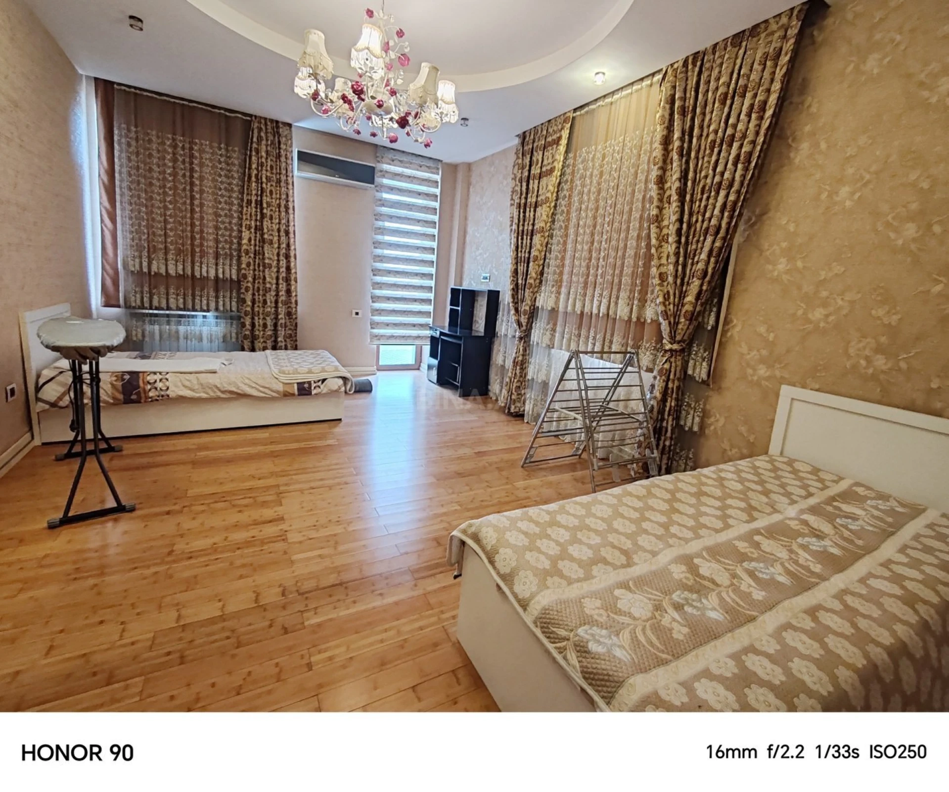 Kirayə verilir 4 otaqlı mənzil 230 m²