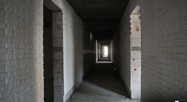 Satılır 2 otaqlı mənzil 61 m²