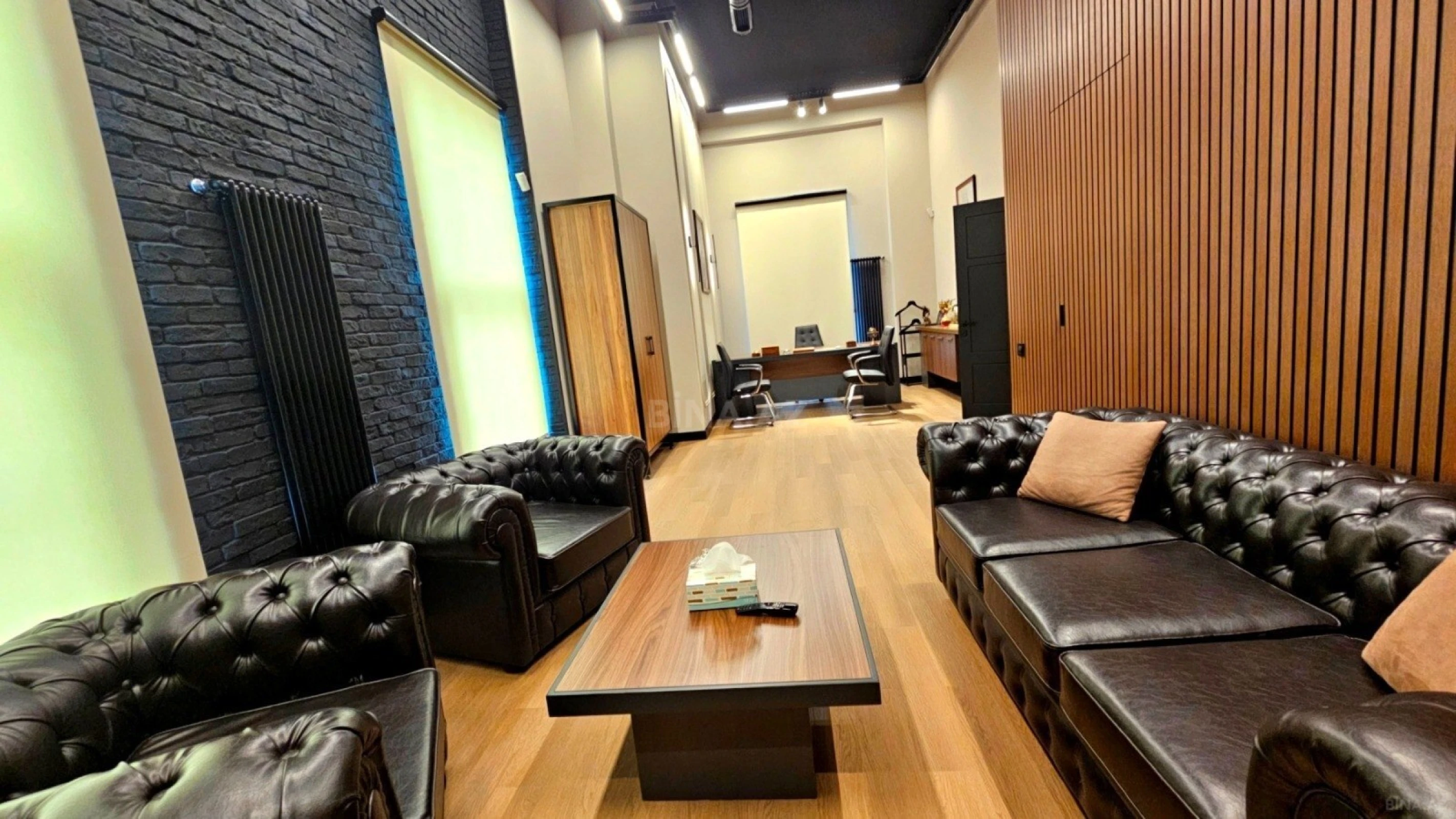 Kirayə verilir 3 otaqlı ofis 143 m²