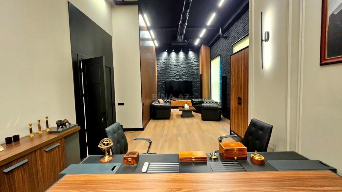 Kirayə verilir 3 otaqlı ofis 143 m²