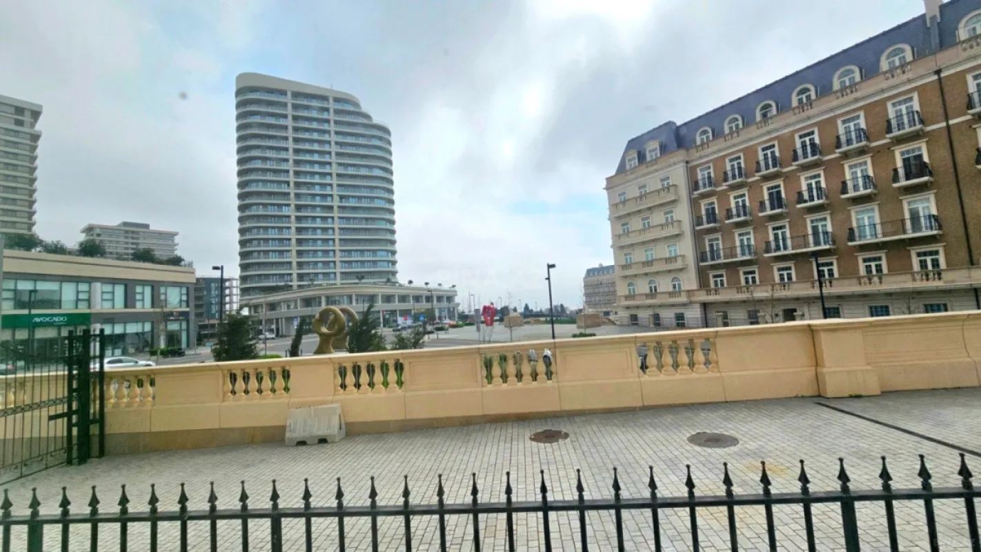 Kirayə verilir 3 otaqlı ofis 143 m²