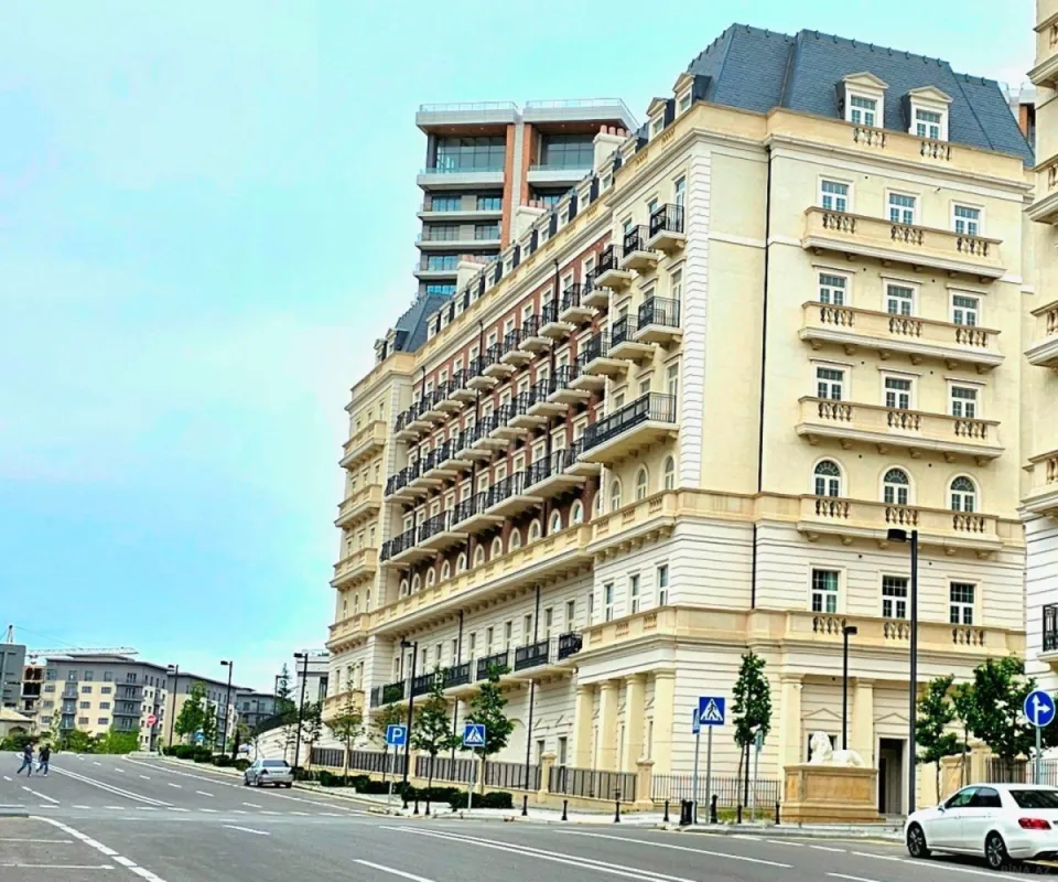 Kirayə verilir 3 otaqlı ofis 143 m²