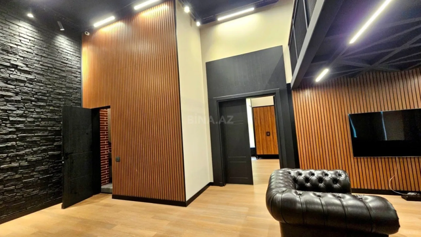 Kirayə verilir 3 otaqlı ofis 143 m²