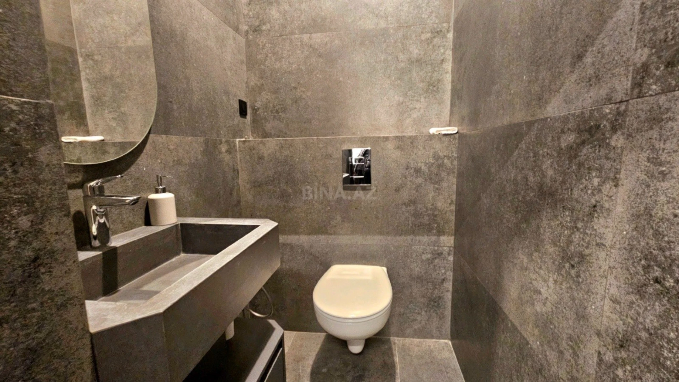 Kirayə verilir 3 otaqlı ofis 143 m²