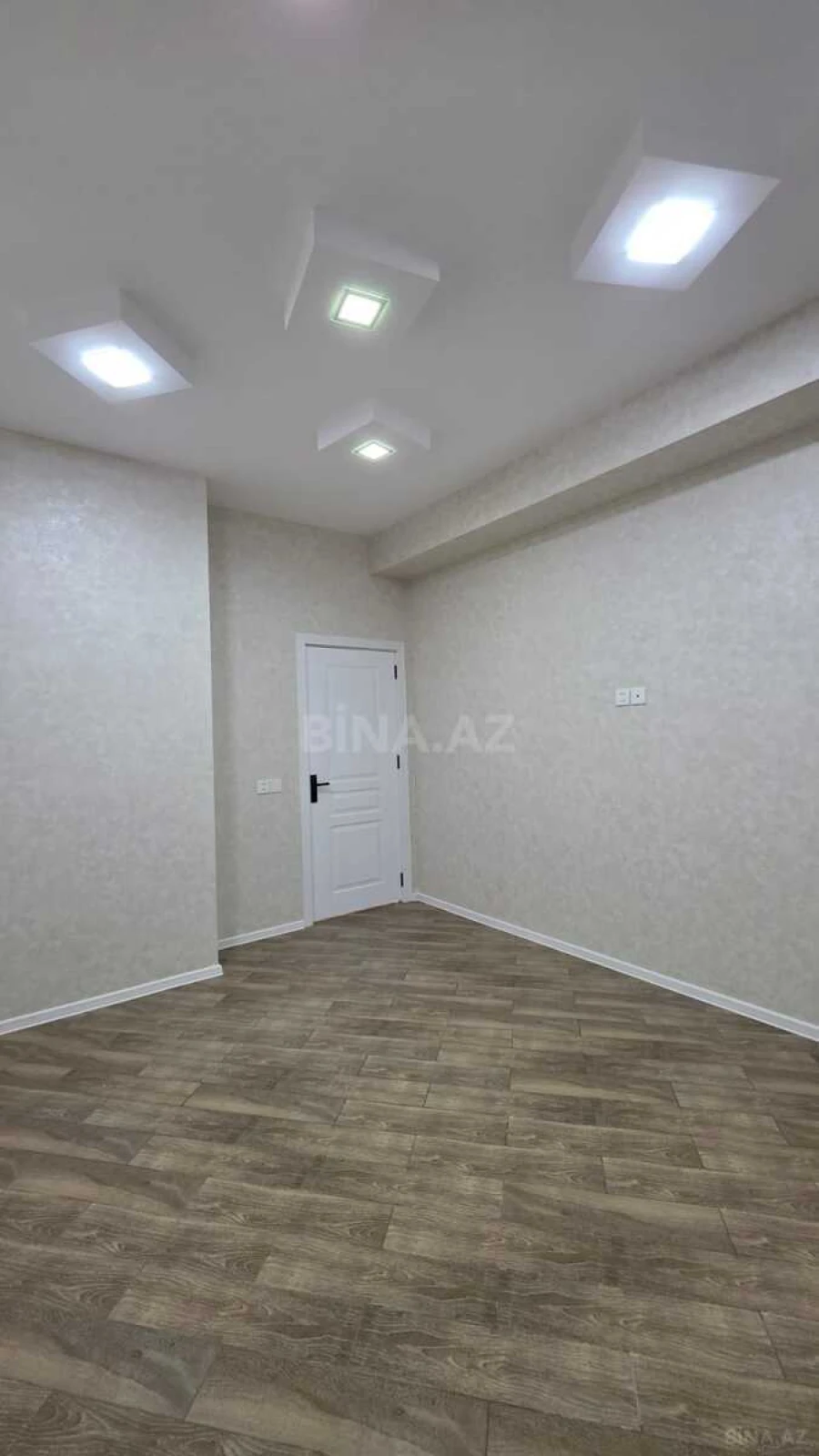 Satılır 3 otaqlı mənzil 94 m²